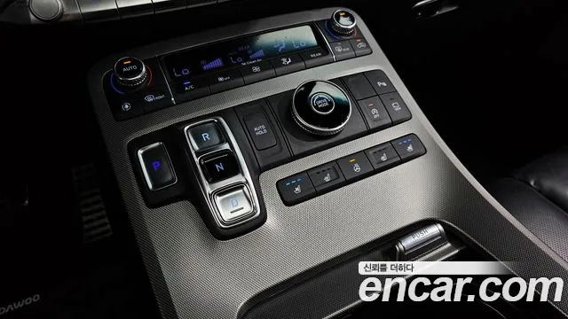Hyundai Palisade Palisade Дизель 2.2 2WD — Фото автомобиля 9
