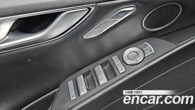 Genesis G80 RG3 — Фото автомобиля 27