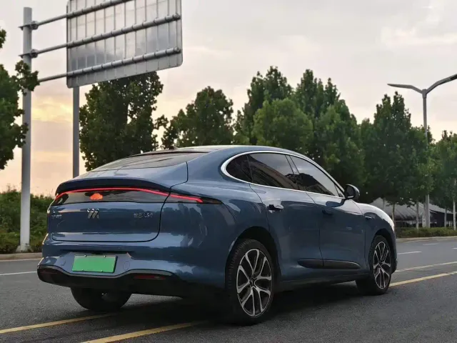 IM Motors LS6 — Фото автомобиля 9
