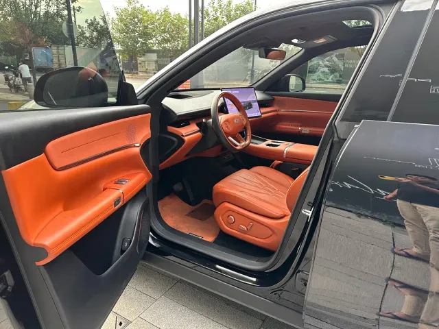Changan Qiyuan Q07 — Фото автомобиля 4