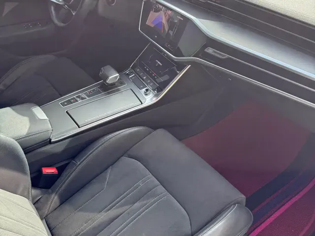 Audi A7L — Фото автомобиля 12