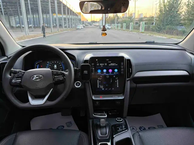Hyundai ix35 — Фото автомобиля 8
