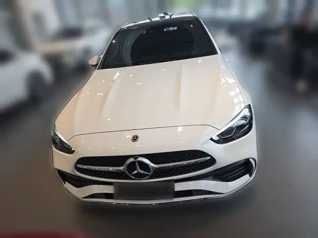 Mercedes-Benz C-Class — Фото автомобиля 4