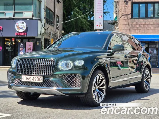 Bentley Bentayga — Фото автомобиля 3