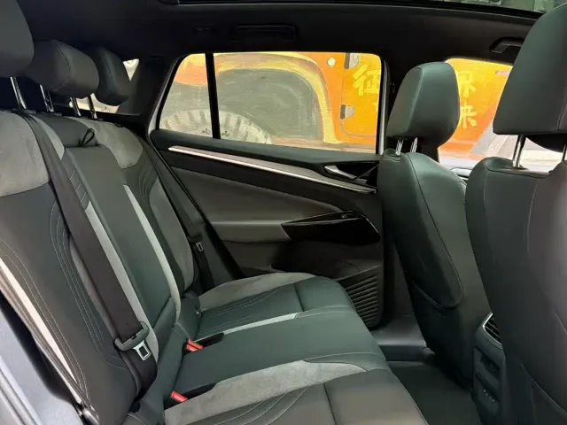Volkswagen ID.4 Crozz — Фото автомобиля 9