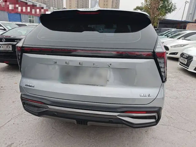 Geely Boyue L — Фото автомобиля 5