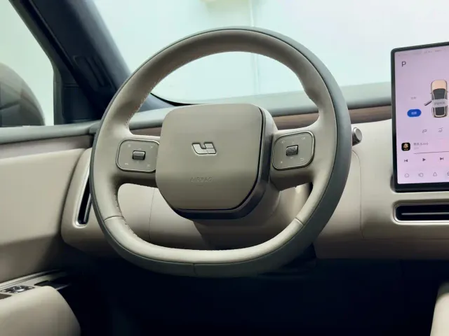 Li Auto Li Xiang L9 2026 Base Model — Фото автомобиля 9