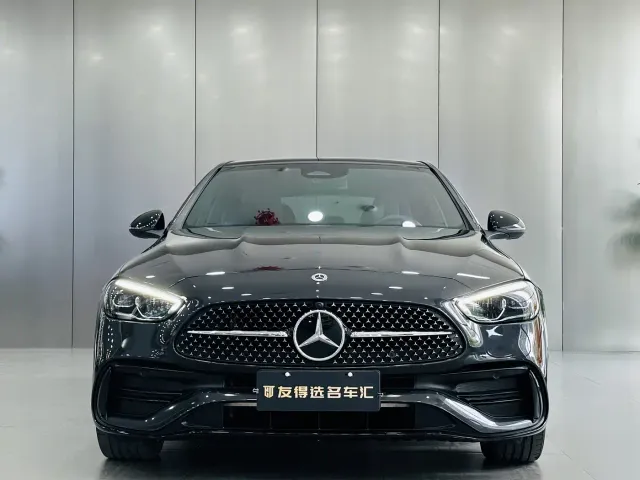 Mercedes-Benz C-Class — Фото автомобиля 2