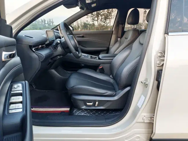 Baojun Yunhai — Фото автомобиля 14