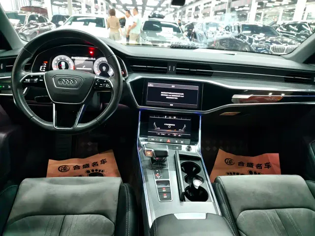Audi A6L — Фото автомобиля 11