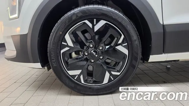 Kia Niro New — Фото автомобиля 5