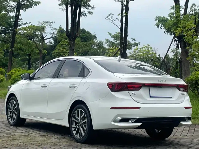 Kia K3 — Фото автомобиля 9
