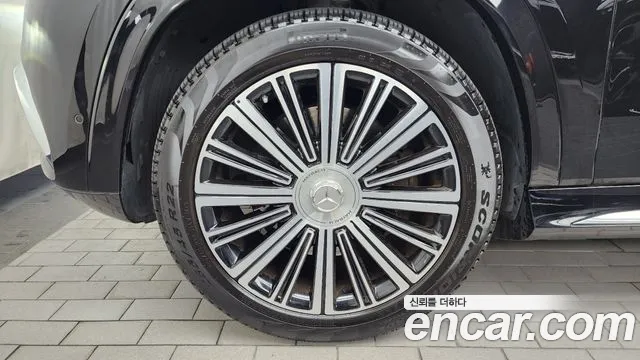 Mercedes-Benz GLS-Class — Фото автомобиля 3