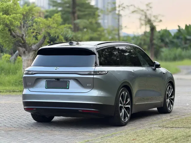 Nio ES8 — Фото автомобиля 5