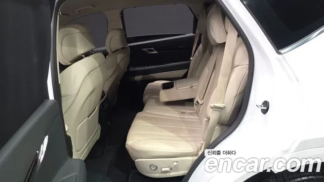Genesis GV80 — Фото автомобиля 18