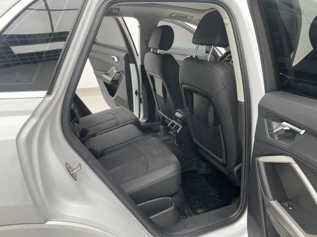 Audi Q3 — Фото автомобиля 12