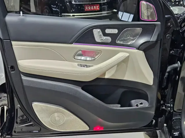 Mercedes-Benz GLS AMG — Фото автомобиля 8