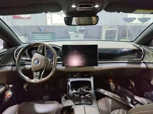 BYD Han — Фото автомобиля 2