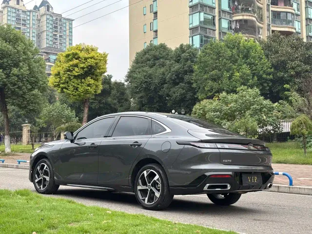 Changan Eado — Фото автомобиля 6