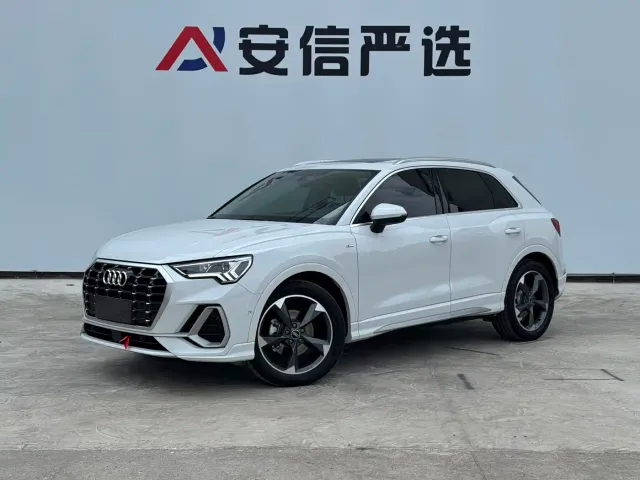 Фотография автомобиля — Audi Q3