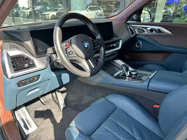 BMW XM — Фото автомобиля 9