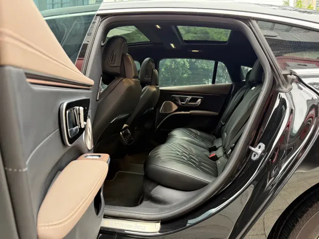 Mercedes-Benz EQS — Фото автомобиля 12