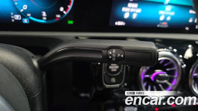 Mercedes-Benz A-Class W177 — Фото автомобиля 9