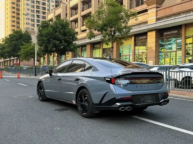 Hyundai Sonata — Фото автомобиля 7