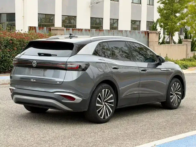 Volkswagen ID.4 X — Фото автомобиля 6