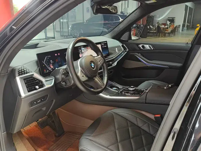 BMW X5 — Фото автомобиля 4