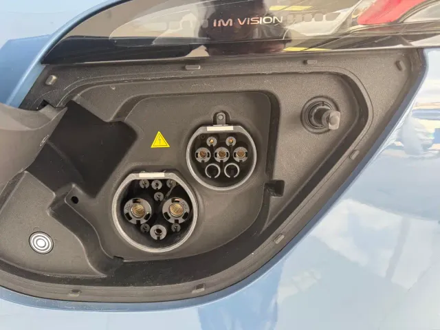 IM Motors LS6 — Фото автомобиля 20