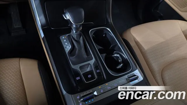 Kia Canival Carnival 4 поколение Бензин 9 мест Prestige — Фото автомобиля 9