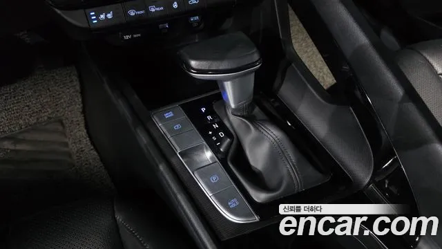 Hyundai AVANTE Avante (CN7) — Фото автомобиля 9