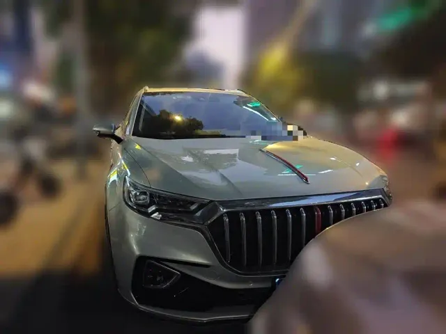 Hongqi HS5 — Фото автомобиля 2