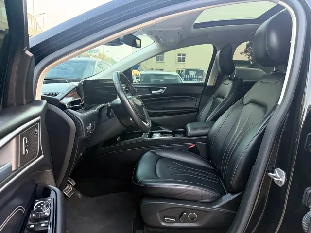 Ford Edge — Фото автомобиля 4