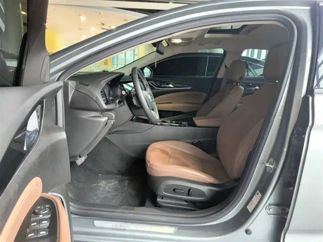 Buick Regal — Фото автомобиля 14
