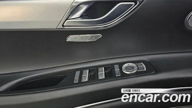 Genesis GV80 — Фото автомобиля 23