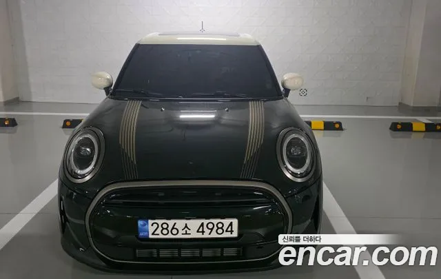 MINI Cooper — Фото автомобиля 3