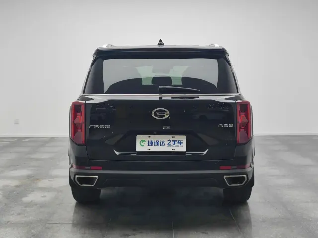 GAC Trumpchi GS8 — Фото автомобиля 10
