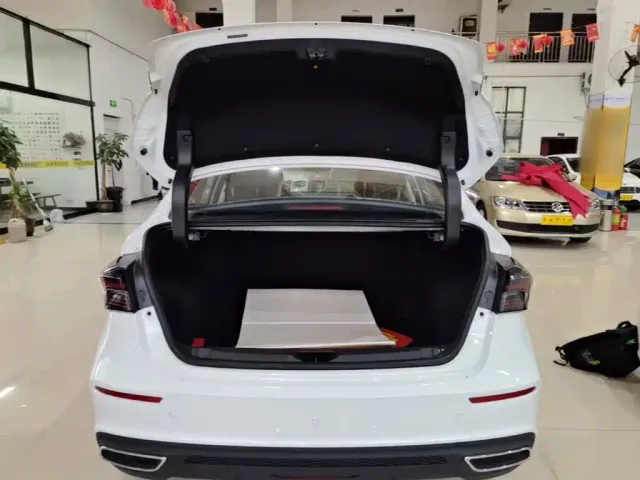 Chery Arrizo 5 PLUS — Фото автомобиля 18