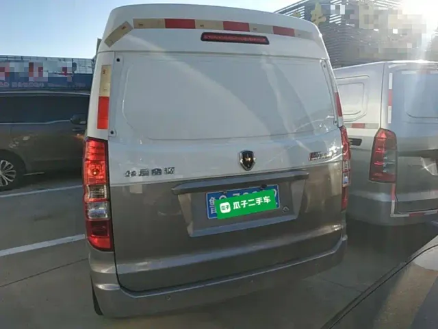 Jinbei New Hiace S — Фото автомобиля 5