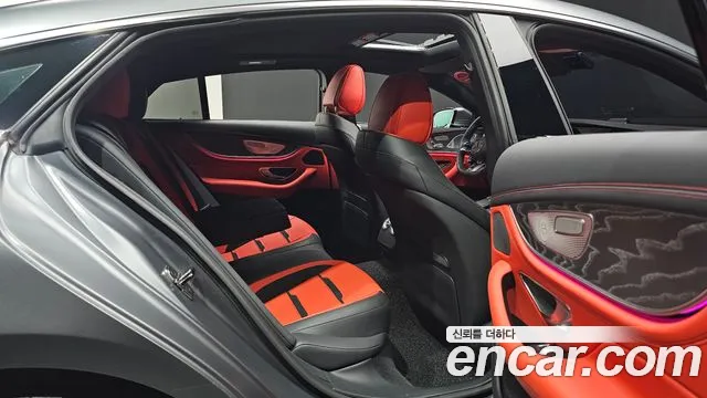 Mercedes-Benz AMG GT 4 двери 43 4MATIC+ — Фото автомобиля 20