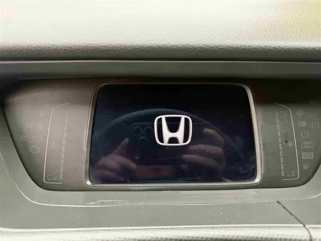 Honda Fit — Фото автомобиля 4