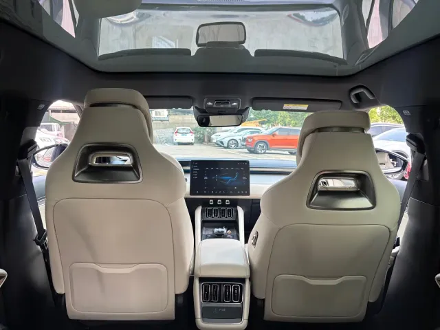 BYD Song L EV — Фото автомобиля 15
