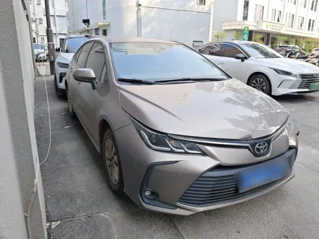 Toyota Corolla — Фото автомобиля 3