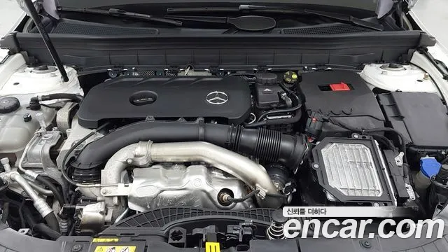 Mercedes-Benz GLB-Class — Фото автомобиля 6