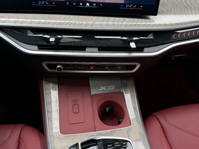 BMW X5 — Фото автомобиля 7