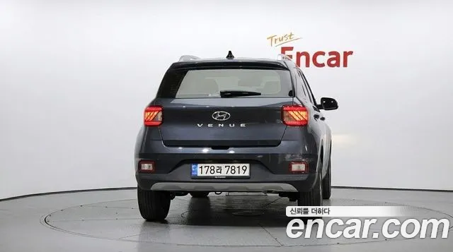 Hyundai Venue Venue 1.6 Modern Plus — Фото автомобиля 4