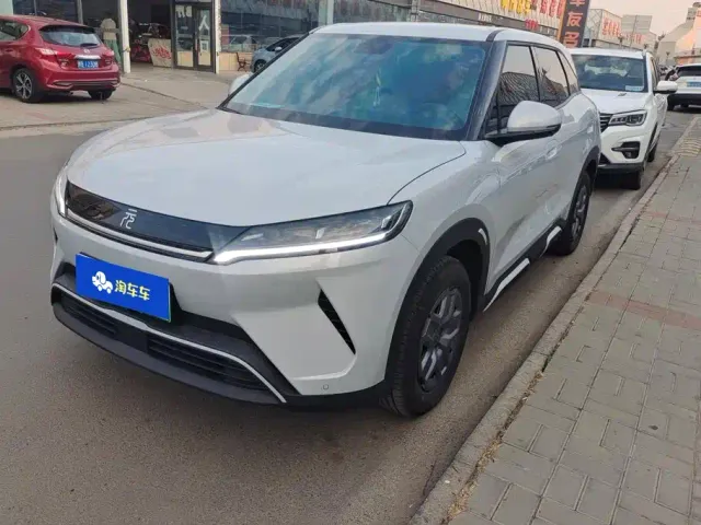 Фотография автомобиля — BYD Yuan UP