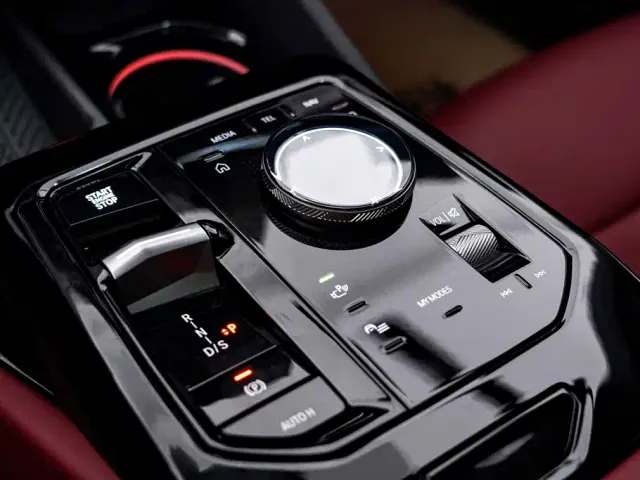 BMW 5 Series — Фото автомобиля 21